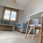 Kalivas House Apartman *